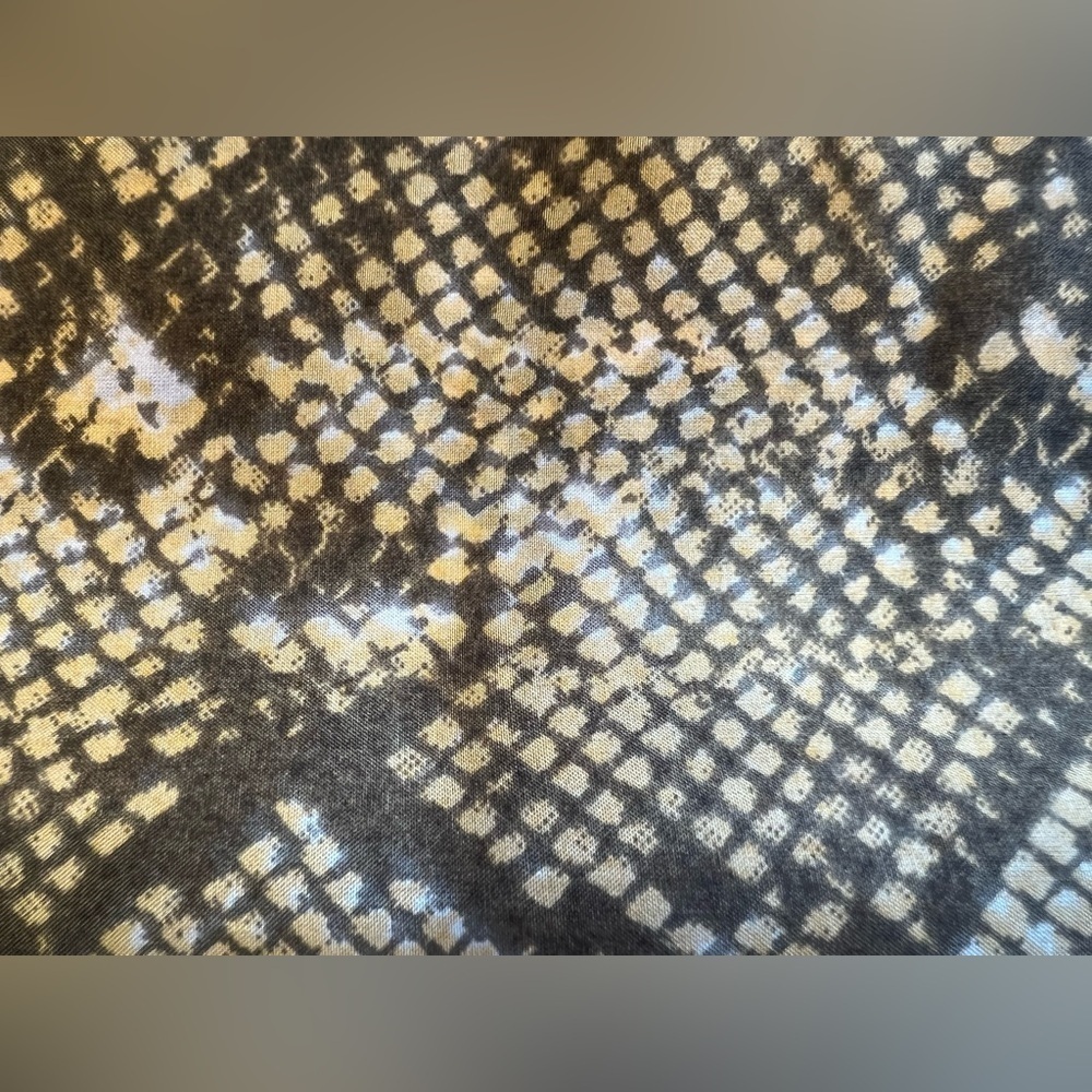 Chico’s | ladies snake print rectangular silk scarf - Picture 9 of 12